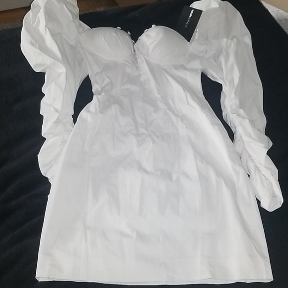 Fashion nova must have puff sleeve mini - Picture 4 of 5